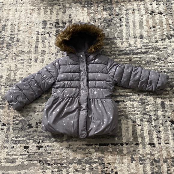The Children's Place Other - Children’s Place Girls Gray Puffer Star Jacket Size 4t